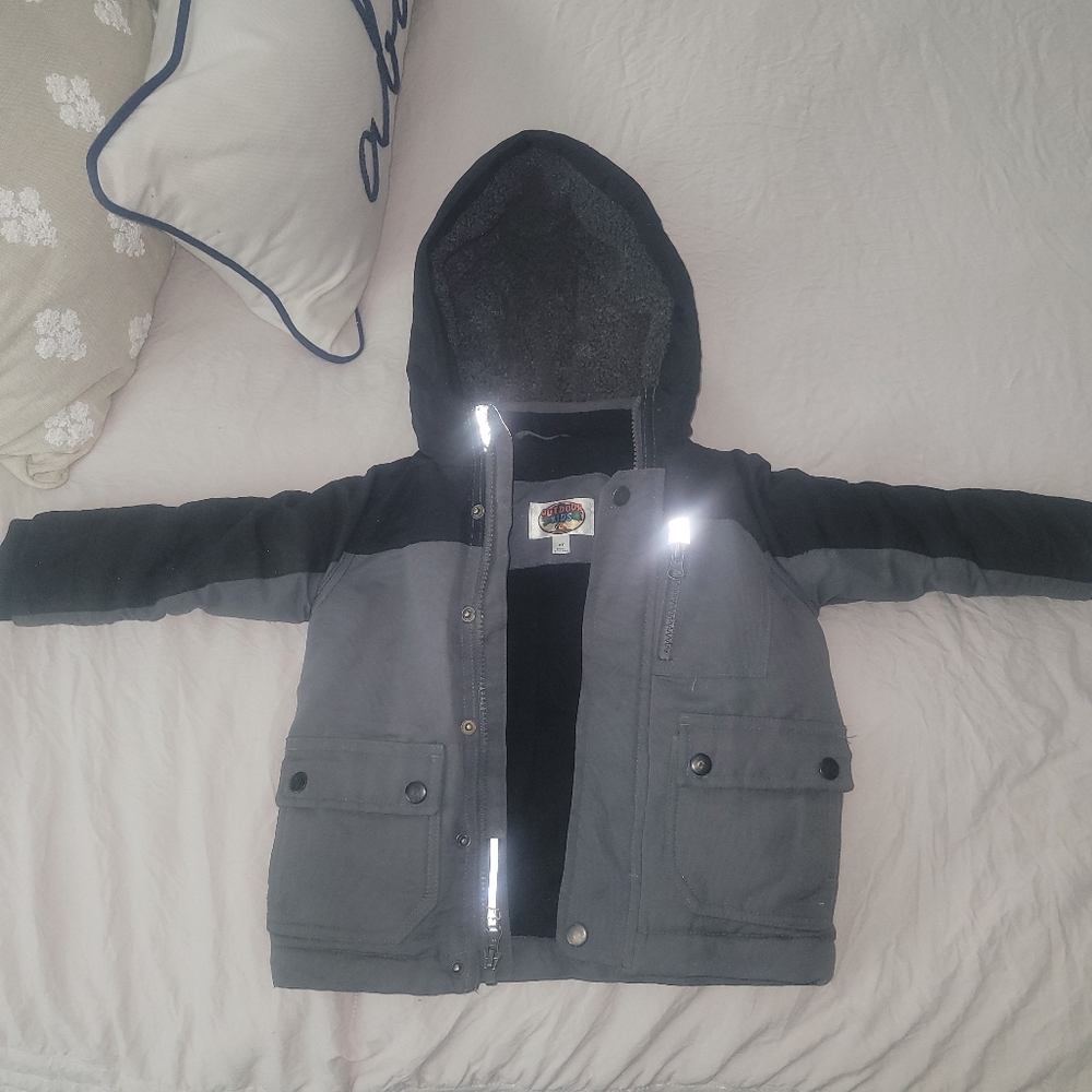 Toddler Size 2T Bass Pro Outdoor Kids Heavy Duty Jacket w/ reflectors